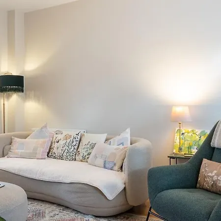 Guestready Cozy Hideaway Hébergement de vacances *