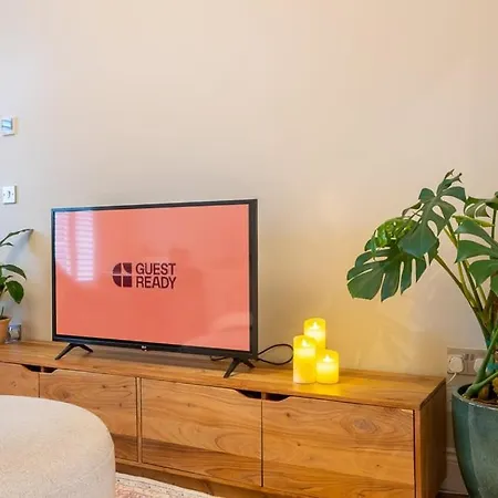 Guestready Cozy Hideaway Hébergement de vacances *